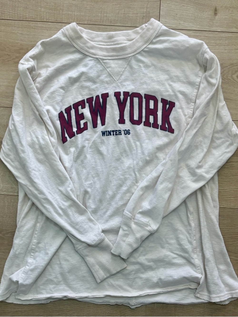 Aerie Oversized  New York Graphic Pullover Long Sleeve Tee Shirt